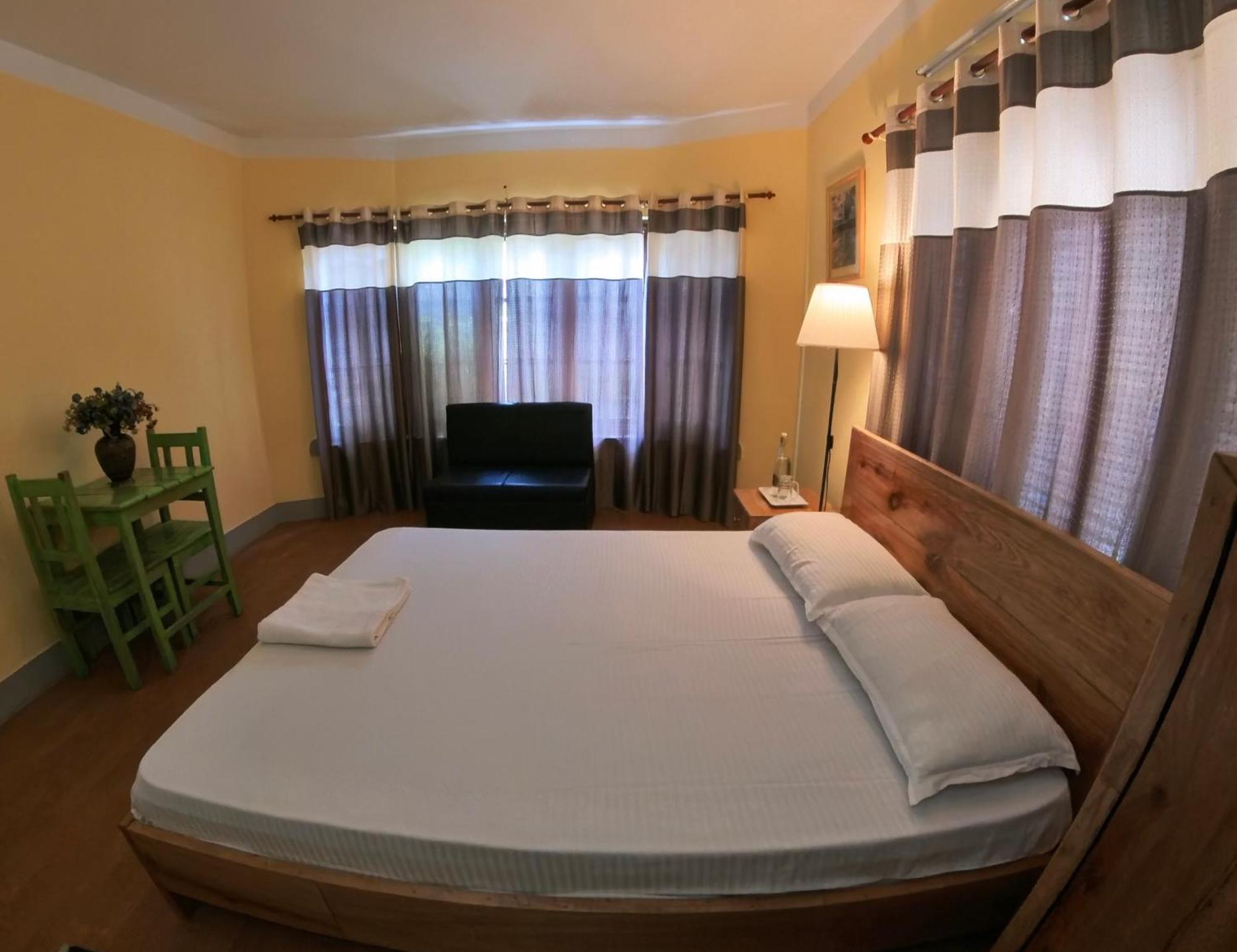 Drakon Nest Homestay Катманду Екстер'єр фото
