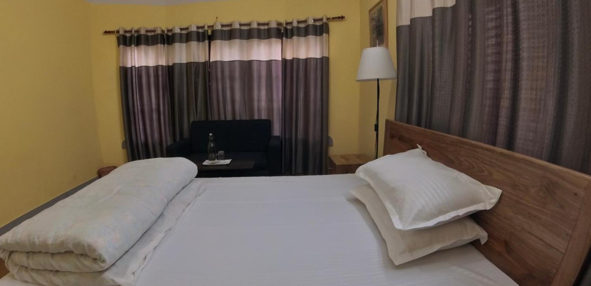 Drakon Nest Homestay Катманду Екстер'єр фото