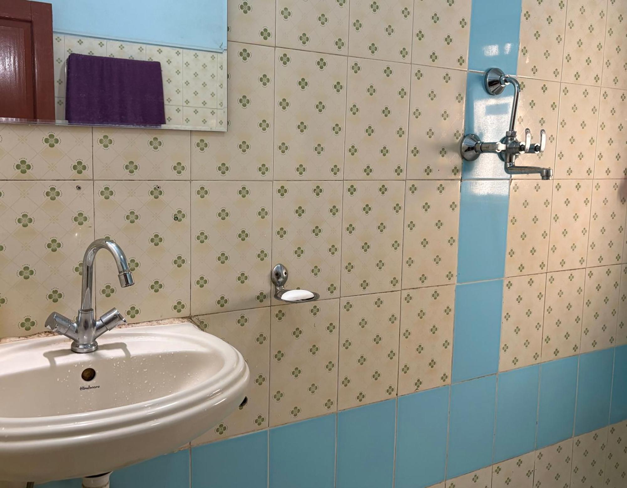 Drakon Nest Homestay Катманду Екстер'єр фото