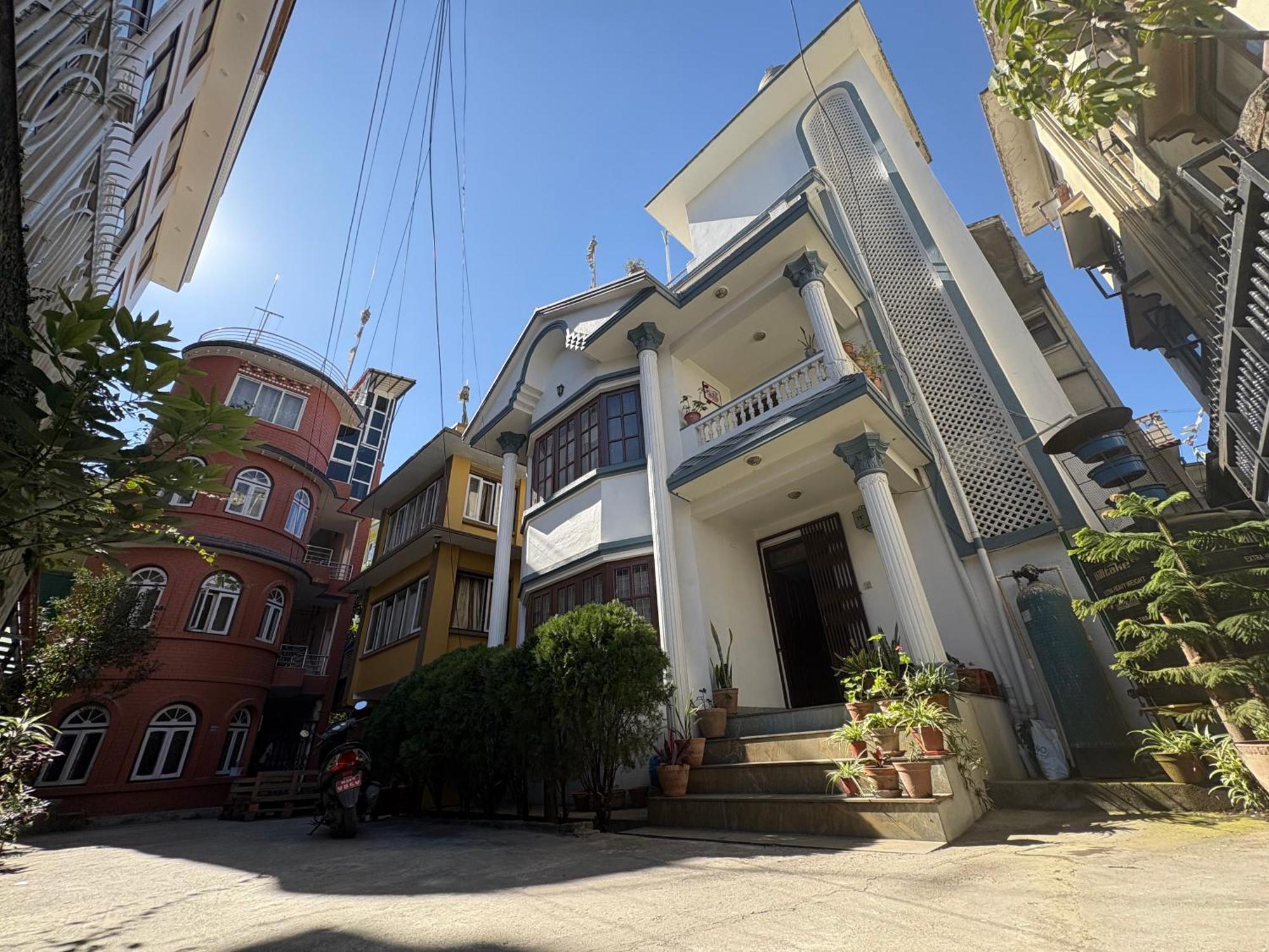 Drakon Nest Homestay Катманду Екстер'єр фото