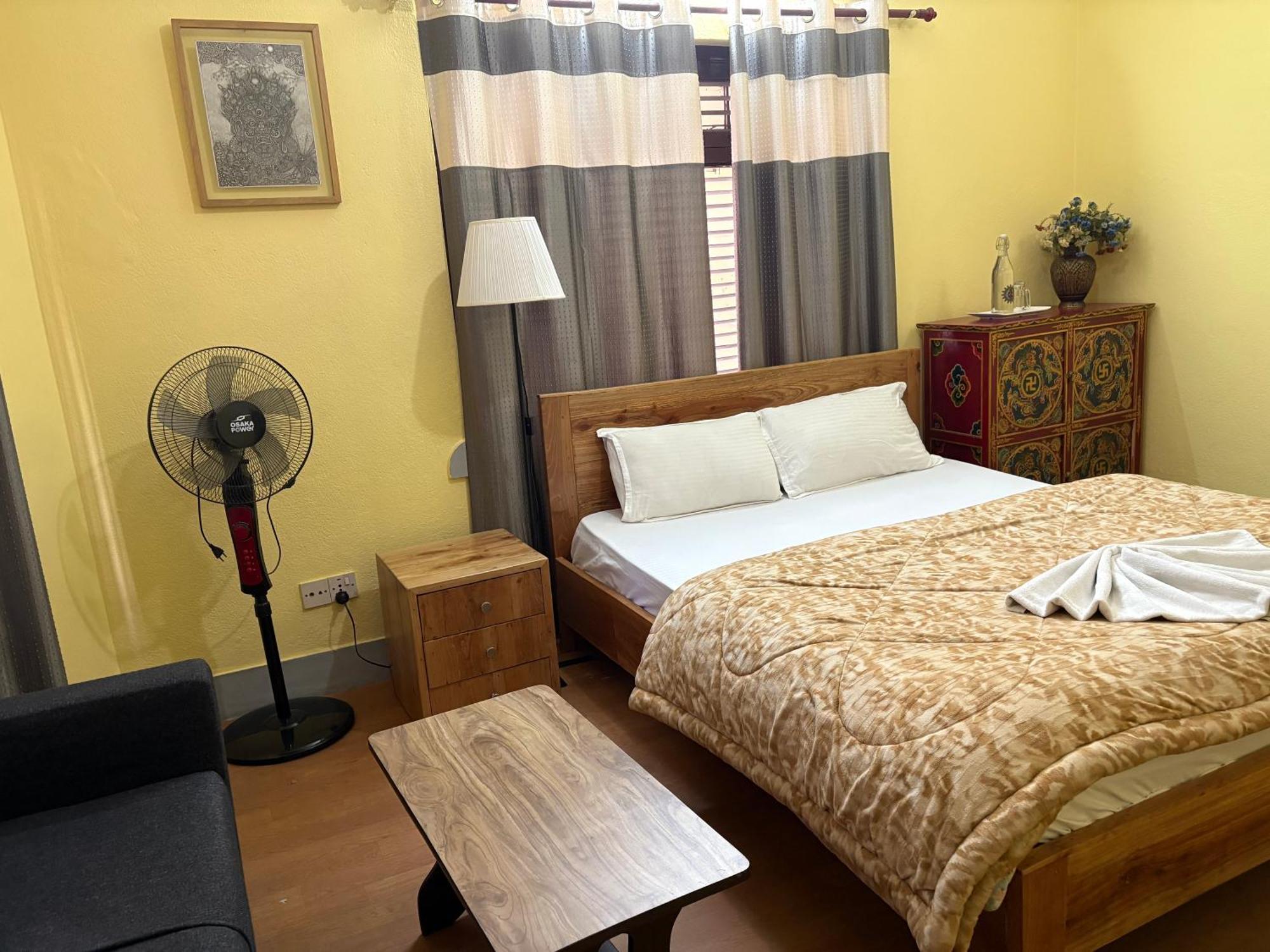 Drakon Nest Homestay Катманду Екстер'єр фото