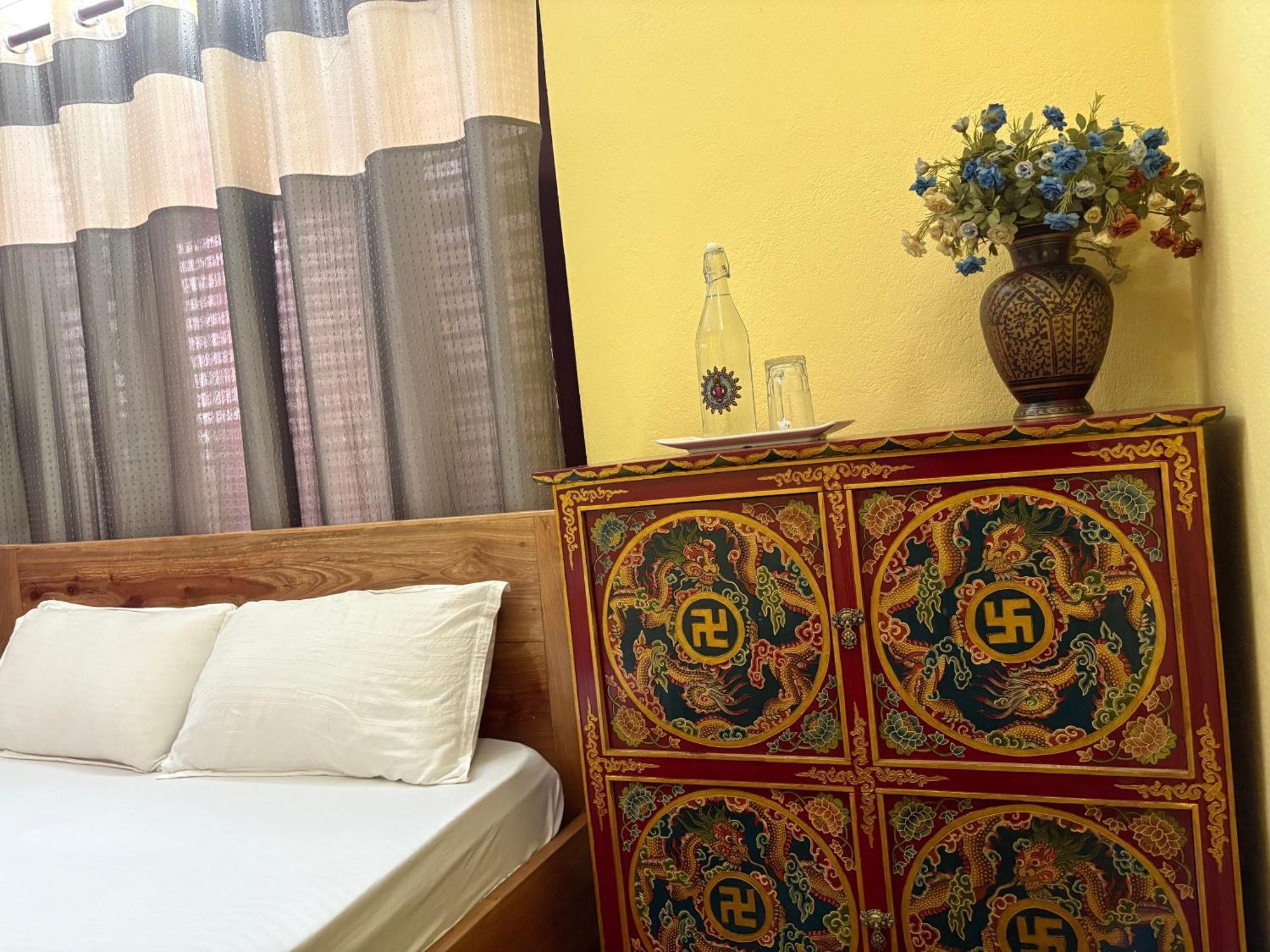 Drakon Nest Homestay Катманду Екстер'єр фото