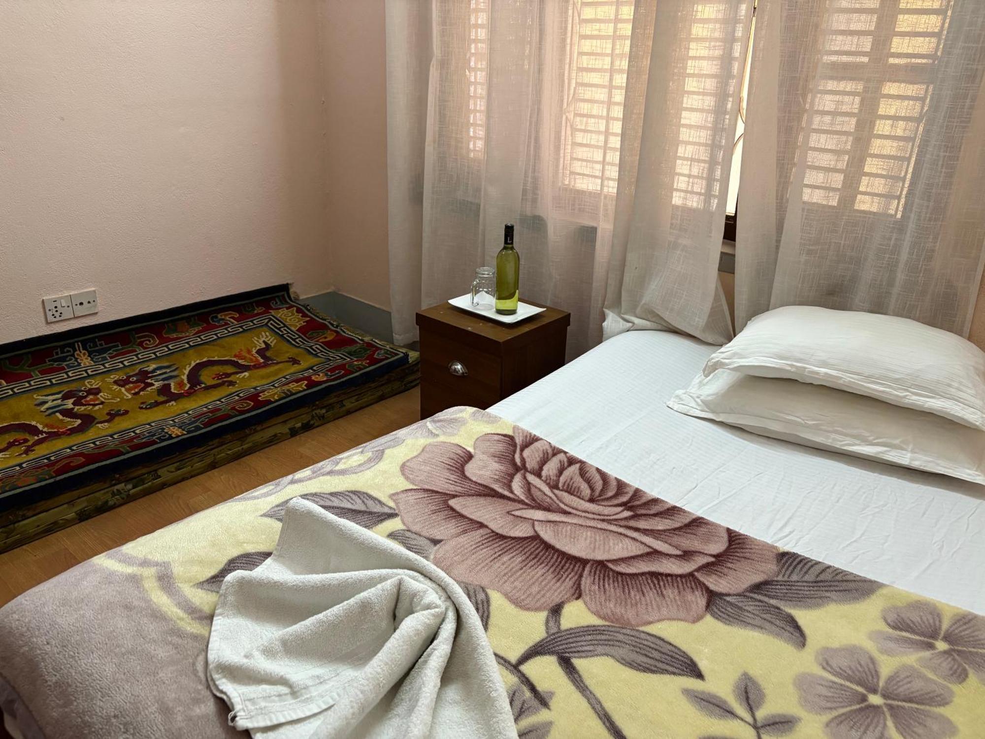 Drakon Nest Homestay Катманду Екстер'єр фото
